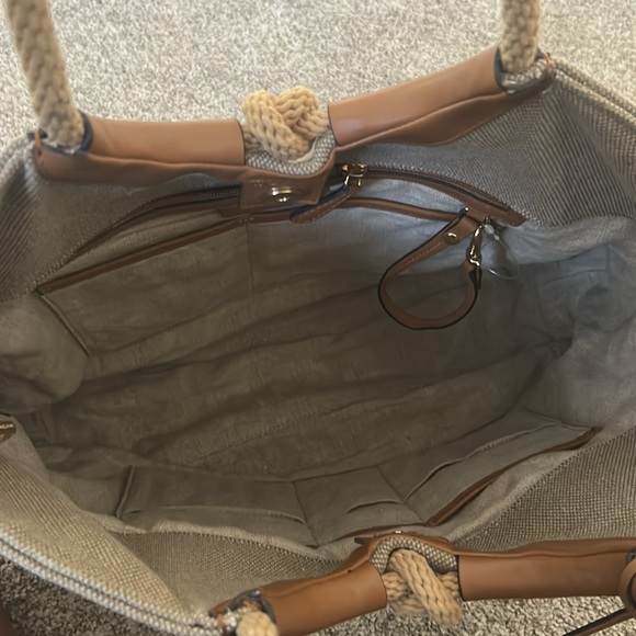 👛Michael Kors Isla Ring Brown Canvas Shoulder Tote Bag - Picture 9 of 12